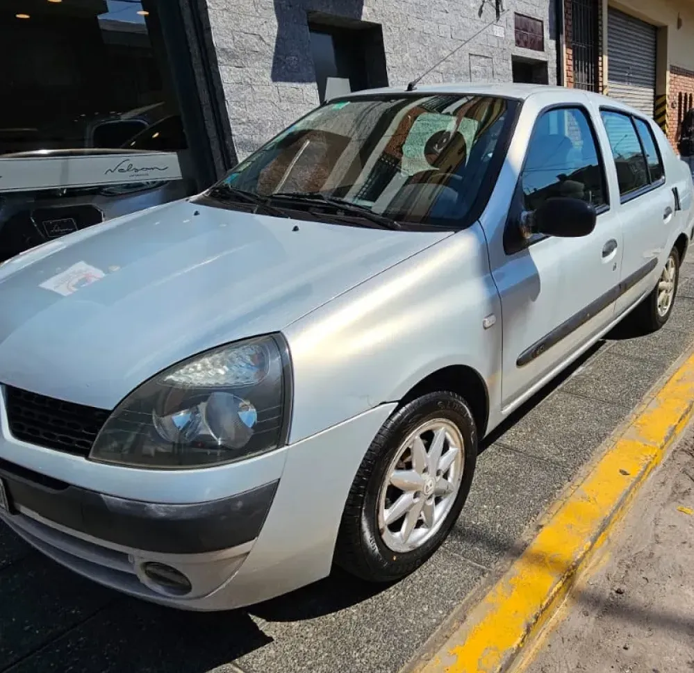 Renault Clio Diesel 2005 Full