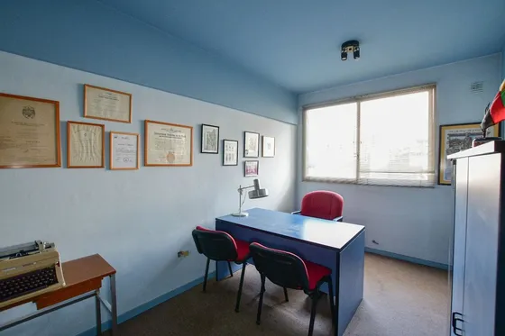 Oficina En Venta La Plata Amueblada 