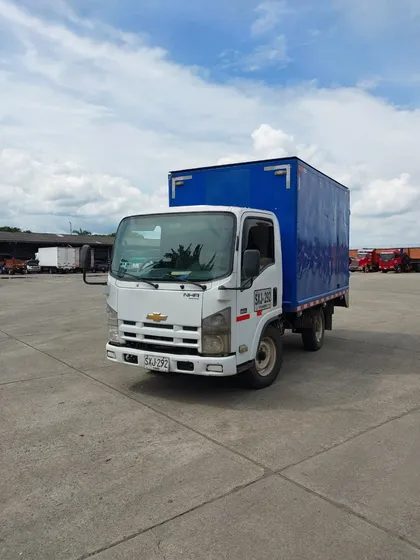 Chevrolet Nhr 2.8