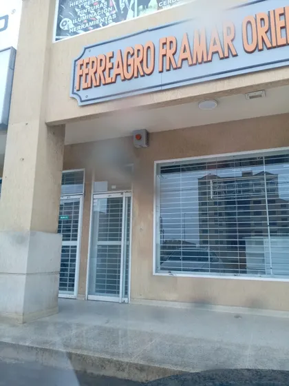Se Vende Amplio Local C. C. Casa Grande 