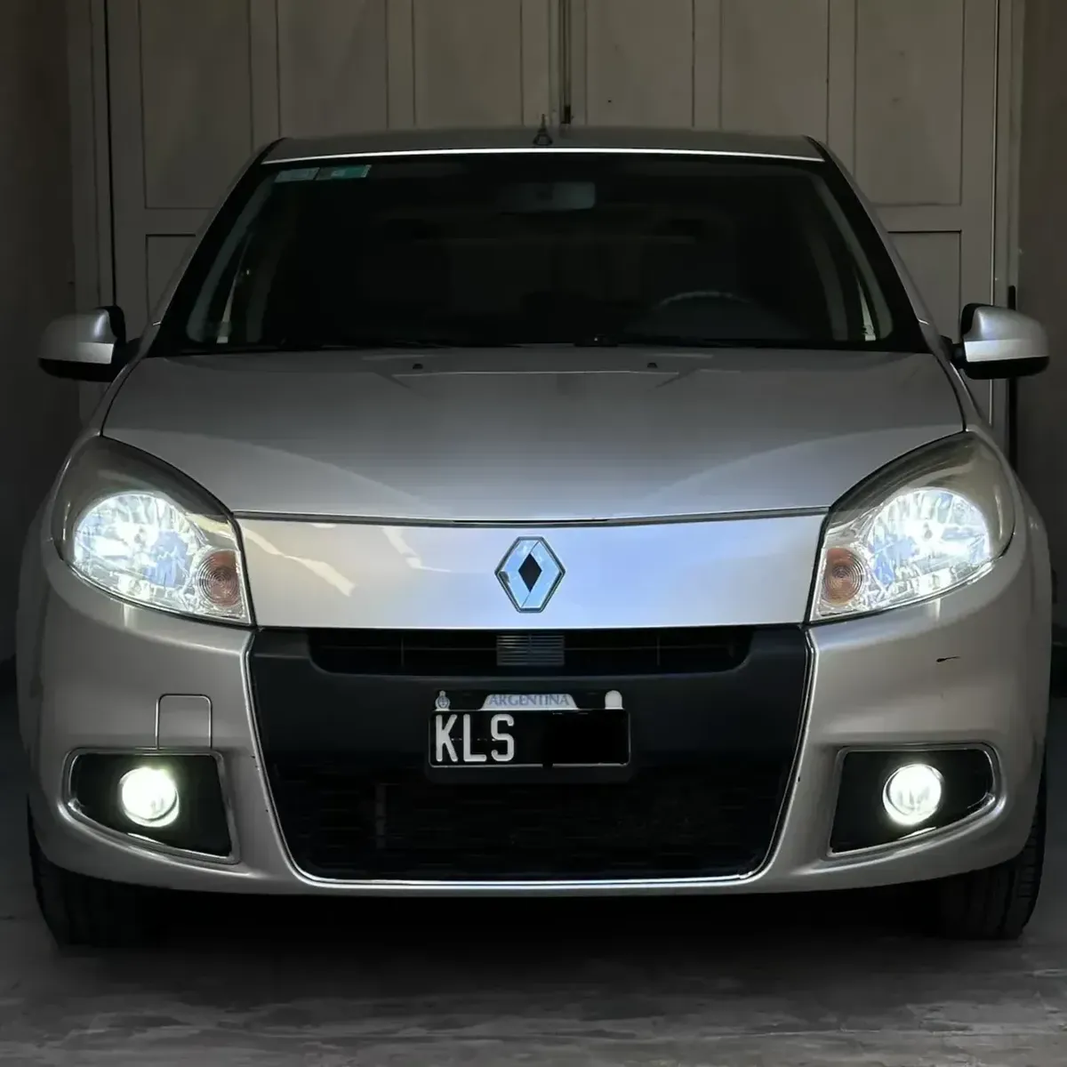 Renault Sandero 1.6 Luxe 105cv