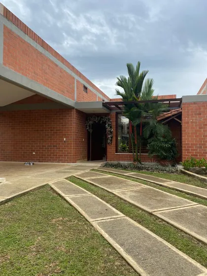 Venta Casa Alfaguara
