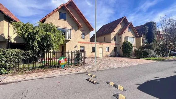 Casa Chilena, 3 Pisos, Residencial (72541)