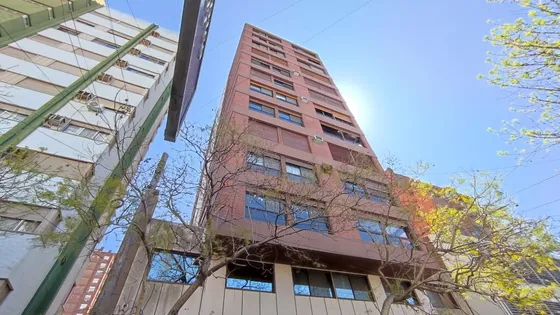Departamento 4 Ambientes Con Cochera  - Quilmes Centro