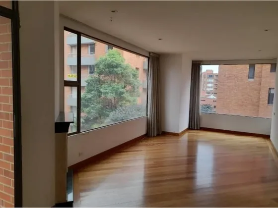 Se Vende Apto Ext. 6to Piso En Chico -11-