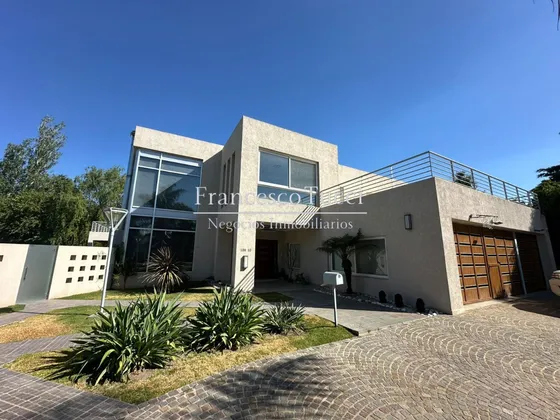 Casa En Venta 7 Ambientes Country San Diego
