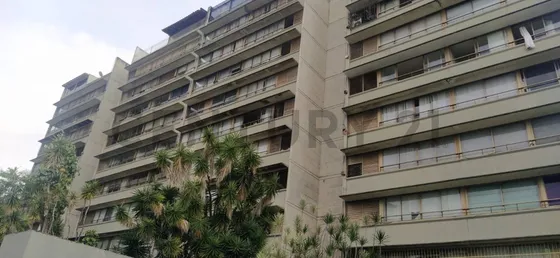 Lindo Y Comodo Apartamento Con Excelente Vista Y Ubicacion
