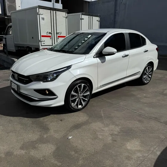 Fiat Cronos 1.8 16v Precision At6 Pack Premium