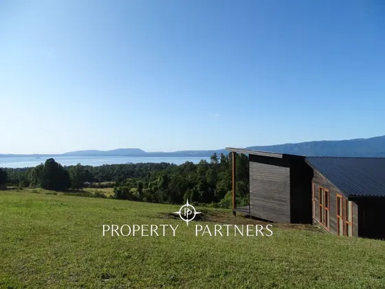 Hermosa Casa Con Espectacular Vista Al Lago En Puc...
