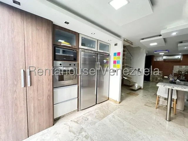 Daniela Linarez Alquila Casas En Excelente Ubicacion Al Este De Barquisimeto Completamente Amoblada Y Remodelada Con Tanque Subterraneo Vigilancia Las 24 Horas Y Bellisimas Areas Comunes              