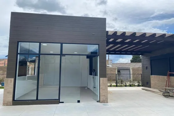 Local En Venta En Cajicá. Cod V6518