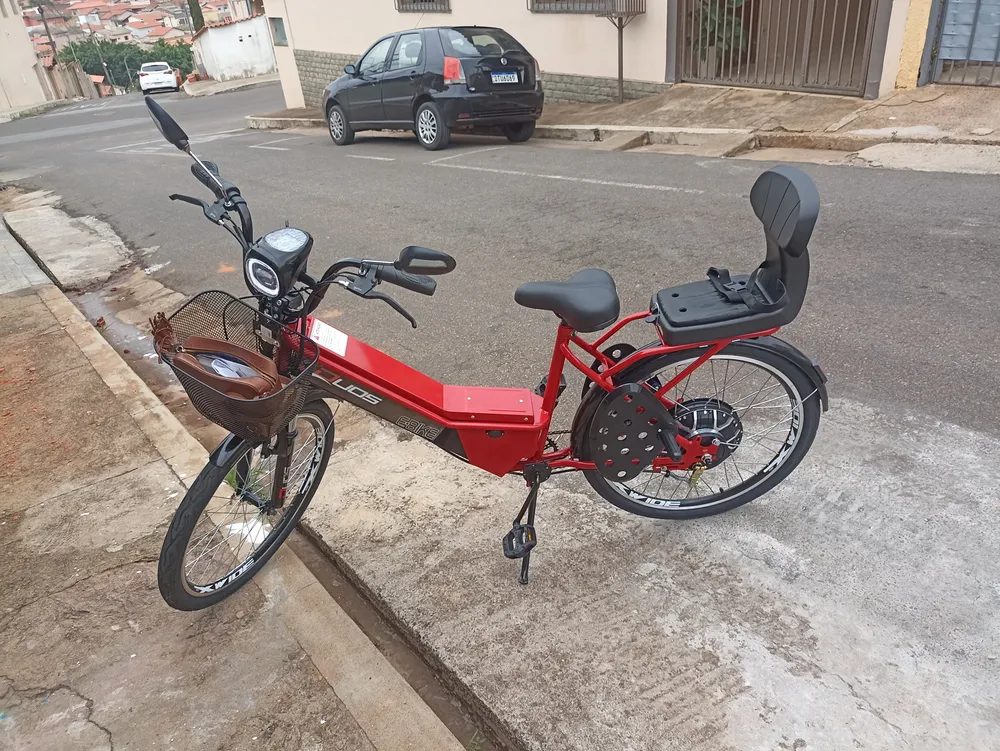 Bicicleta Elétrica Duos Confort 800W Aro 26 Preta Autonomia 32km Alarme - Imagem 2