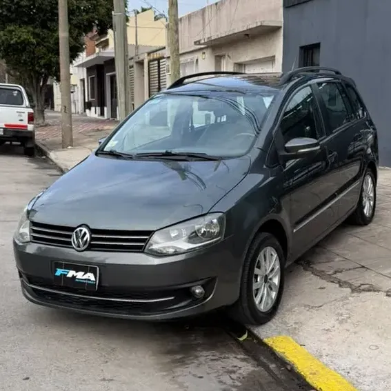 Volkswagen Suran 1.6 Highline 101cv Cuero