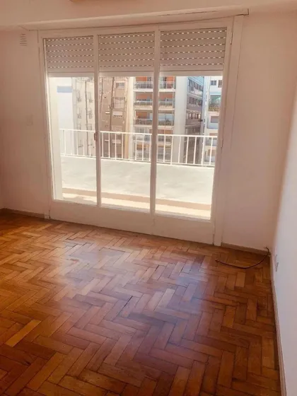 Departamento En Alquiler - 1 Dormitorio 1 Baño - Recoleta