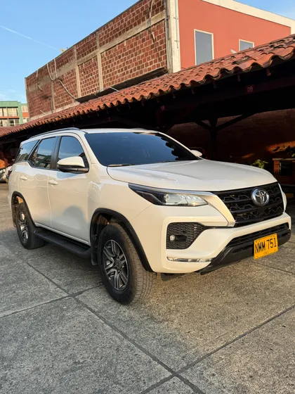 Toyota Fortuner 2.4
