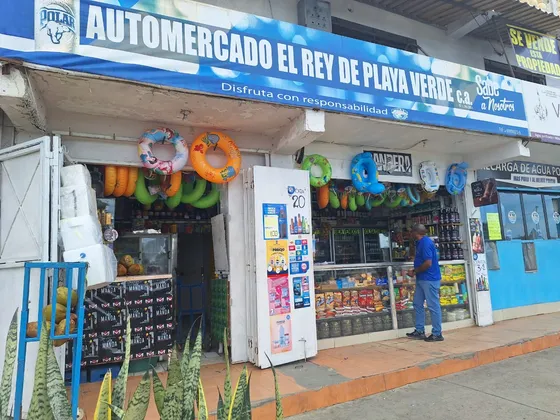 Local En Venta En Playa Verde