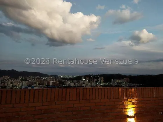 Rz Vende ¡tu Nuevo Hogar Te Espera En Este Cómodo Y Bien Ubicado Apartamento! Disfruta De La Vida Urbana Con Todas Las Comodidades A Tu Alcance. ¡agenda Tu Visita Hoy! 24-28181 Jun19