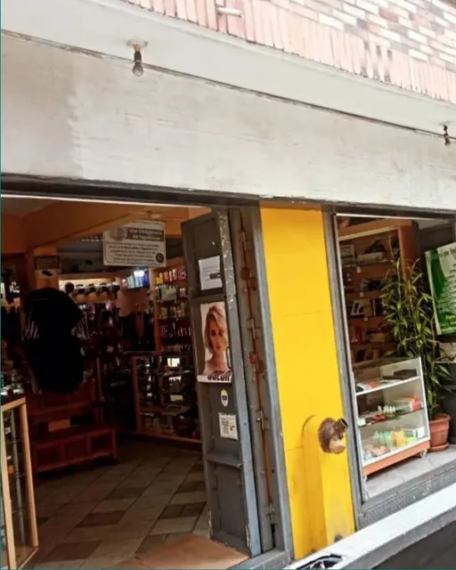Alquiler Local Comercial Peluquería Con 100mtrs2. Avda. Urdaneta Cerca Del Cicpc Inf.ma.fda