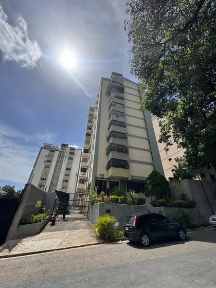 Apartamento En Residencias Vircris, Urb Los Nisperos