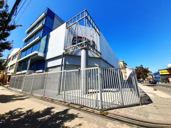 Arriendo Local Comercial Alameda