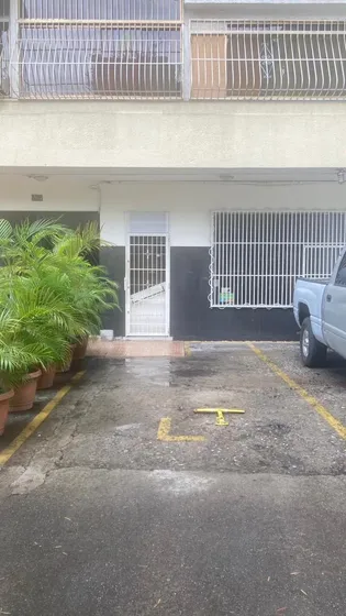 Alquilo Local En Chacao A Pie De Calle 