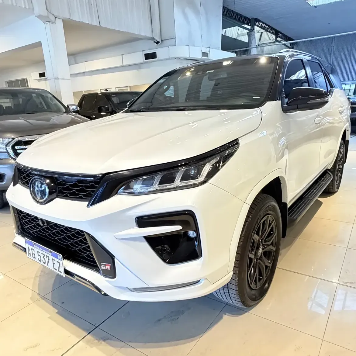 Toyota SW4 2.8 TDI GR-S 4x4 7 Seats 6AT