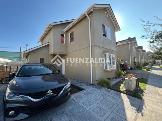 Casa En Venta De 3 Dorm. En Buín Pas