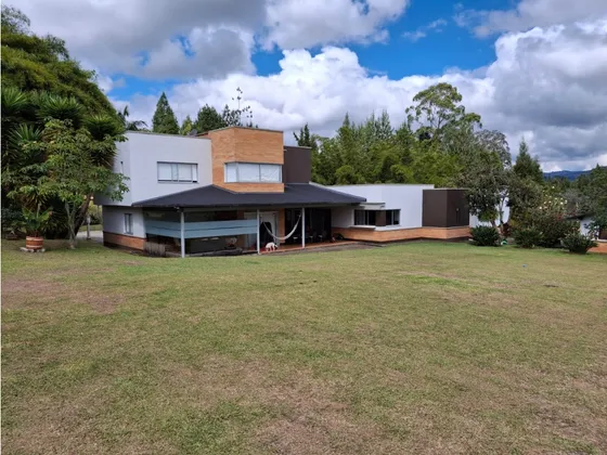 Venta De Casa Campestre En Guarne