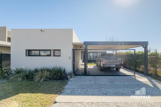Venta Casa 3 Dormitorios Las Tardes  Roldán