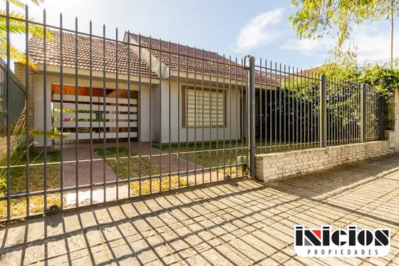 Casa En Lote: Yrigoyen N° 1,169 - El Silvio - C880