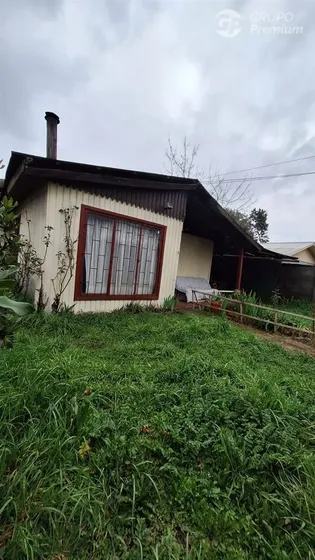 Casa En Venta De 2 Dorm. En Los Angeles