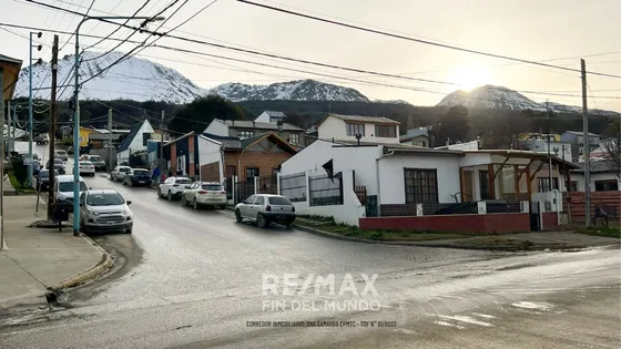 Ushuaia | Venta | Casa+quincho | Alem Y Trejo Noel
