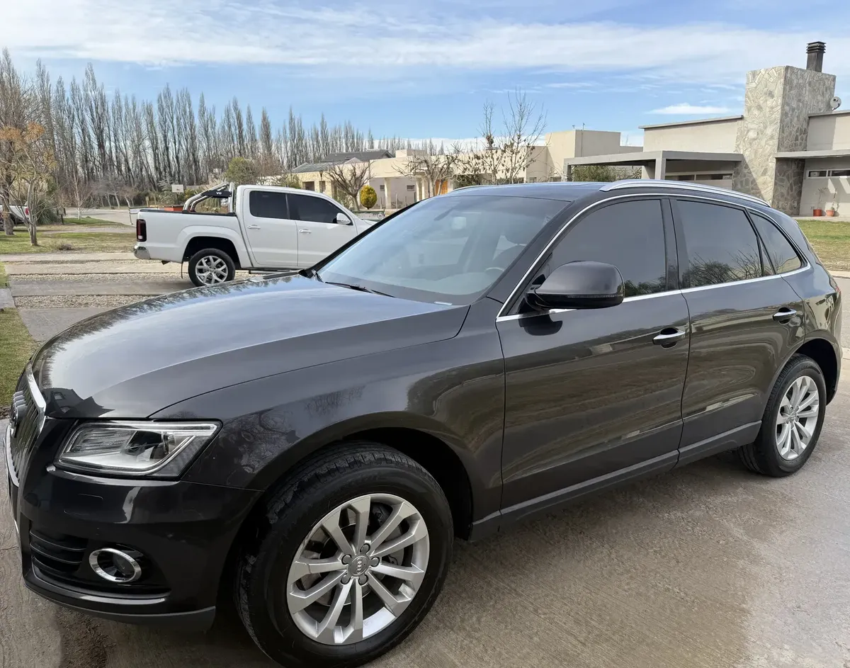 Audi Q5 3.0 TFSI Tiptronic Quattro 272 hp