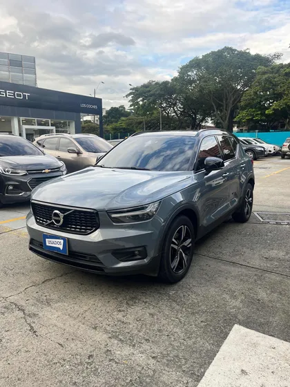 Volvo Xc40 2.0 T5 Awd R-design