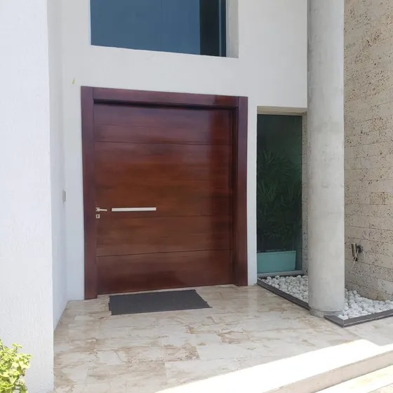 En Venta O Alquiler Casa Moderna, En El C.r. Las Villas De Lecheria
