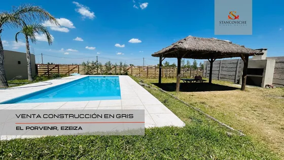 Venta Contrucción En Gris, Barrio El Porvenir. 6 Amb. Más Lote Vecino