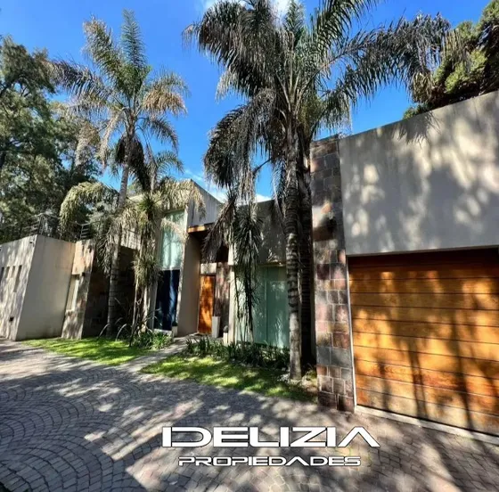 Venta De Casa En Parque Leloir