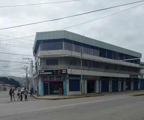 Se Alquilan 7 Locales Comerciales En Villa De Cura