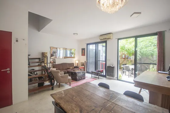 Triplex 4 Ambientes En Venta Con Patio, Terraza Y Cochera En Tigre