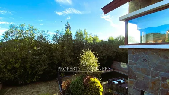Casa Con Amplio Terreno En El Venado