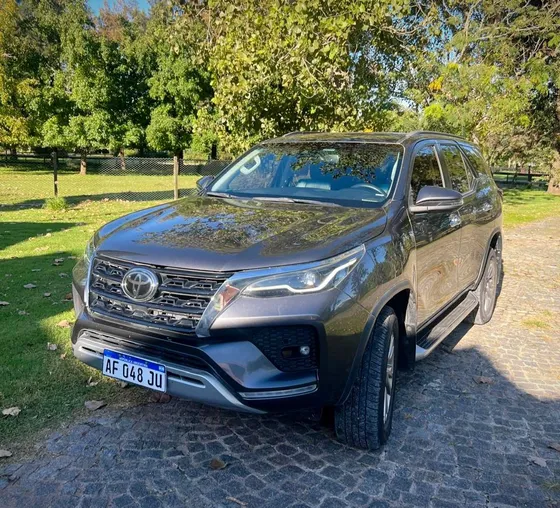 Toyota Hilux Sw4 2.8 Srx 204cv 4x4 7as At