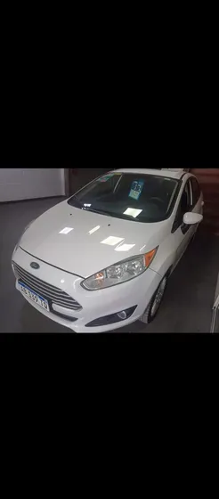 Ford Fiesta Kinetic 1.6 Se Plus 120cv