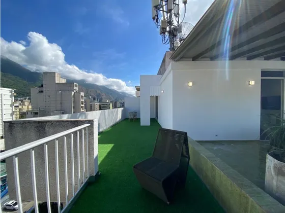 Se Alquila Apto 200m² 3h/ 3b/ 3e Los Palos Grandes