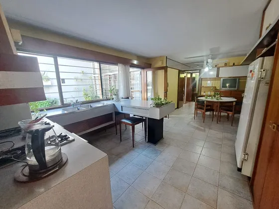 Venta, Casa, 4 Ambientes, Parque, Patio, Pileta, Cochera, Dependencia, Parque Avellaneda, Flores
