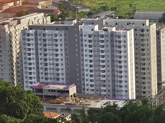 Apartamento Em Santos Com 2 Dormitórios, 1 Vaga De Garagem Para Carro, 1 Banheiro, Sala, Cozinha, Área De Serviço E Varanda 