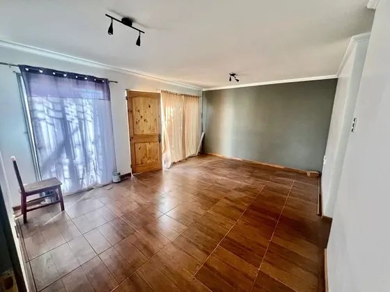 Casa En Venta En Población El Cobre Con Patio Y Jardín