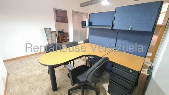 Oficina En  Venta Ubicada En La Urbina