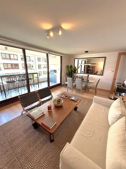 Departamento En Venta De 3 Dorm. Portal Dehesa, Lo Barnechea