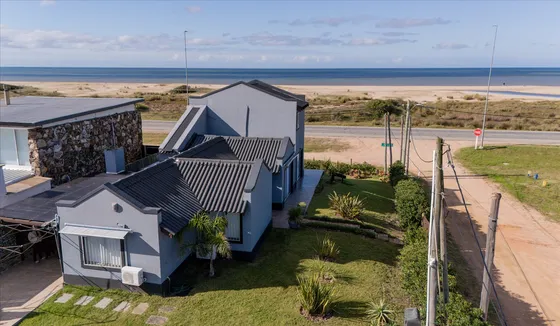 Venta Casa En Balneario Buenos Aires 3 Dormitorios