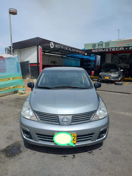 Nissan Tiida 1.8 Miio
